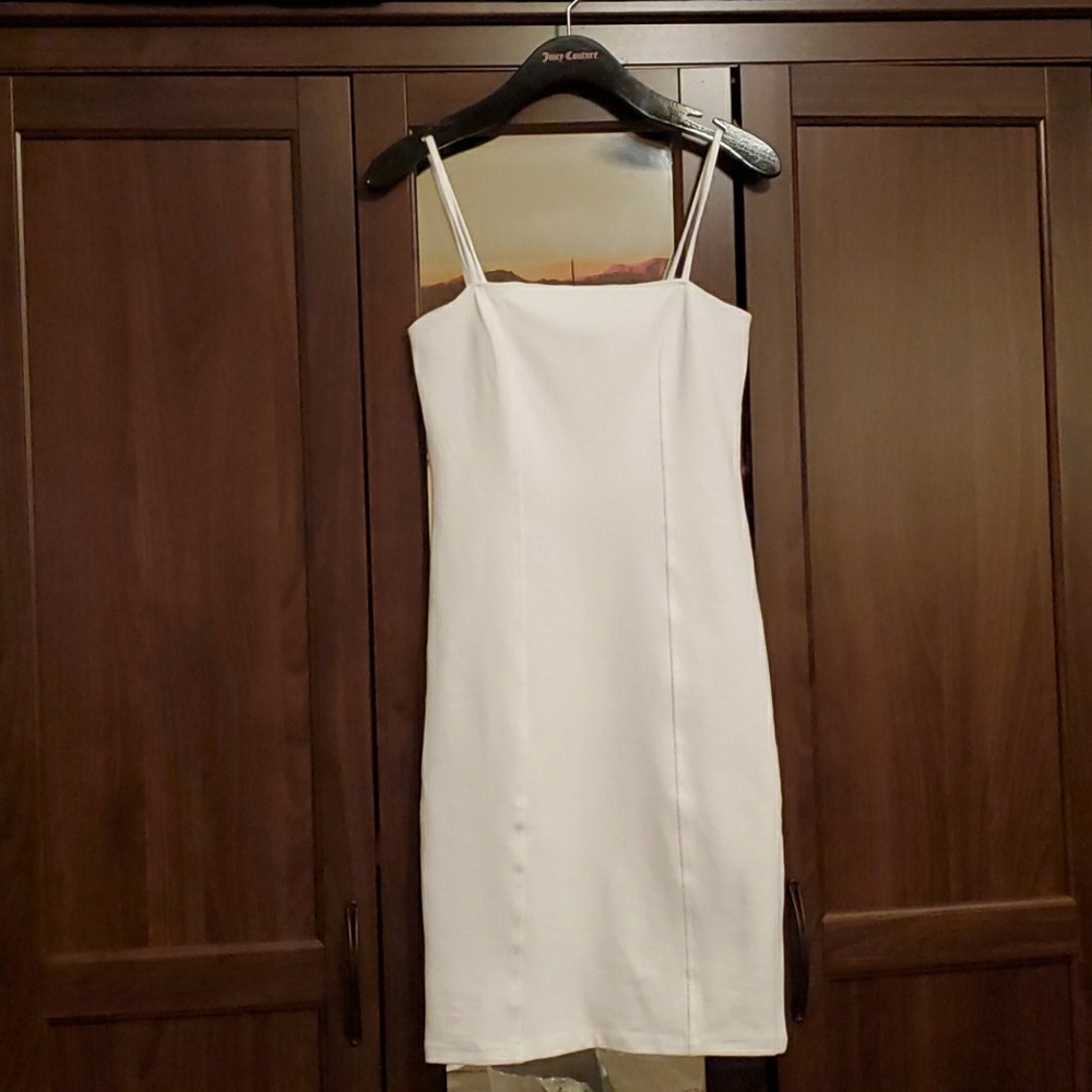 Forever 21 M white dress